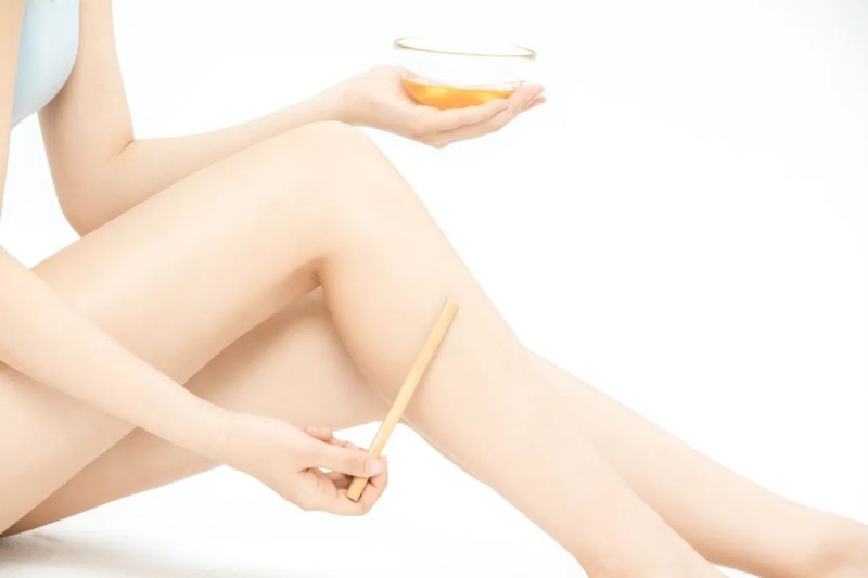 Go beyond the monotony of hair removal and unlock the professional-level